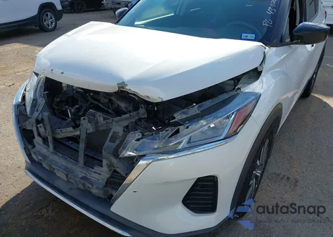 2021 Nissan Kicks Sv Xtronic Cvt z USA, uszkodzony, nr VIN 3N1CP5CV4ML517472